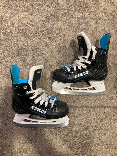 Bauer XLP Hockey Skates | Size Y11
