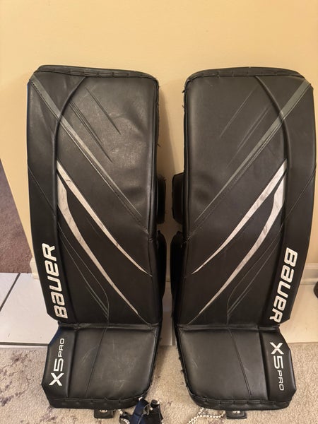 Small 2023 Bauer Vapor X5 Pro Goalie Leg Pads (Used)
