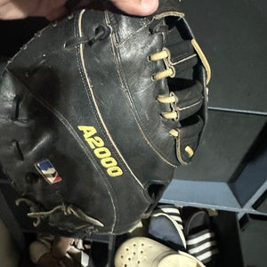 Wilson A2000 RH First Base Baseball Glove 12" (Used)