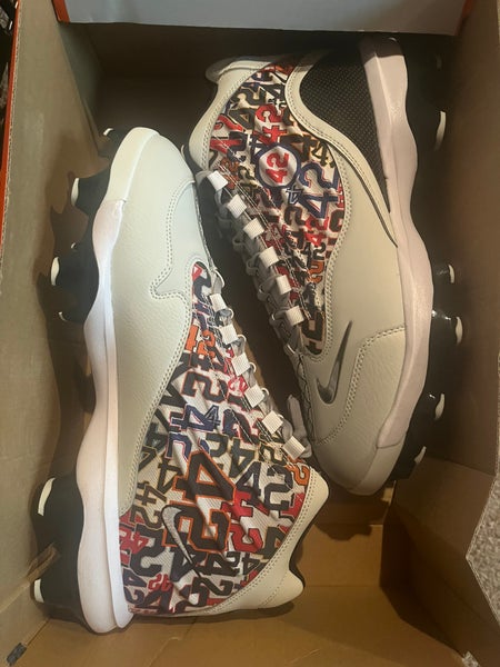 Griffey Jackie Robinson day molded cleats brand new size 10
