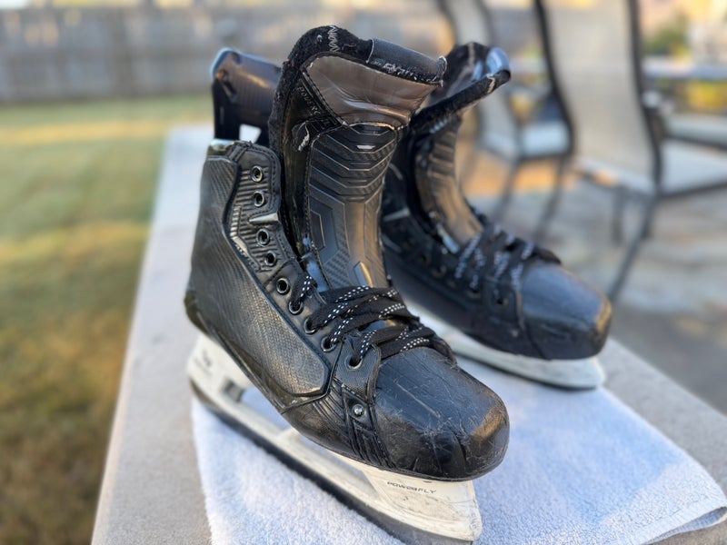 2022 Bauer Supreme Mach Hockey Skates Regular Width Pro Stock 9.5 (Used)