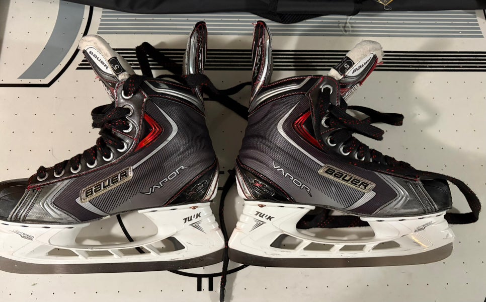 Bauer Vapor X90 Hockey Skates - size 5 (Used)