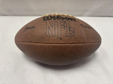 Used Wilson Junior Football 11490-S000267021
