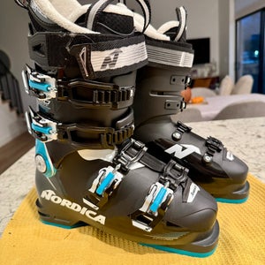 Women's Nordica PROMACHINE 95 W Ski Boots - Mondo 24.5 - Worn Twice