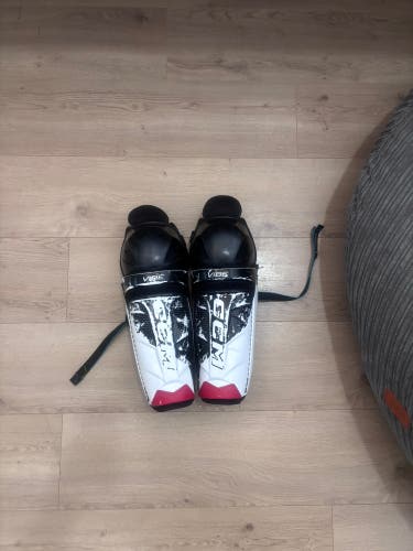 Intermediate CCM Jetspeed Vibe 13" Shin Pads (Used)