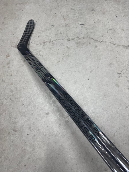 2 PACK P28M 75 Flex Senior True Project X Smoke Right Handed Hockey Stick Pro Stock NHL (New)
