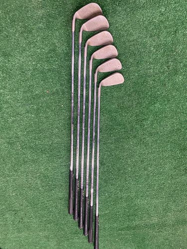 Men's Ping G2 Iron Set Right Handed Black Dot (Used)