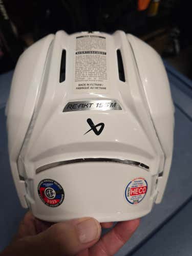 Medium Bauer Re-Akt 155 Helmet (Used)