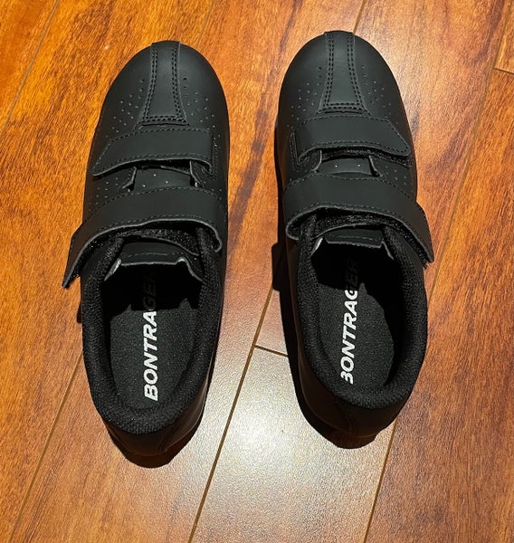 Black Women's Adult Size (W 4.0) Bontrager Cycling Shoes (Used)