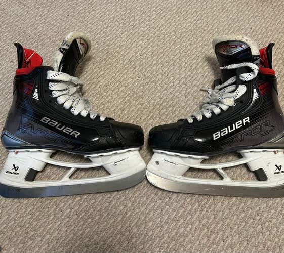 2025 Bauer Vapor X5 Pro Skates - Size 5 Fit 2 (READ DESCRIPTION)