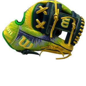 Used Wilson A2000 1786 BANANAS BB/SB Glove RH Throw Navy Blue And Yellow 11 1/2" 11835-S000200686