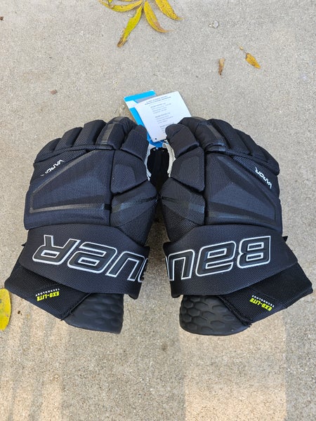 Bauer Vapor Hyperlite Gloves 15" (Used)