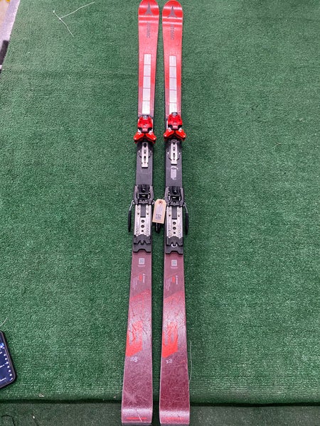 Atomic Redster G9 180 cm Racing Skis Without Bindings Max Din 16 (Used)
