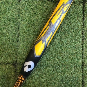 2014 DeMarini CF6 Composite Bat (-10) Composite 22 oz 32" (Used)