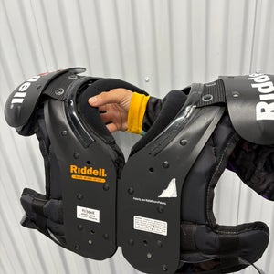 Medium Youth Riddell Blaze Shoulder Pads (New)