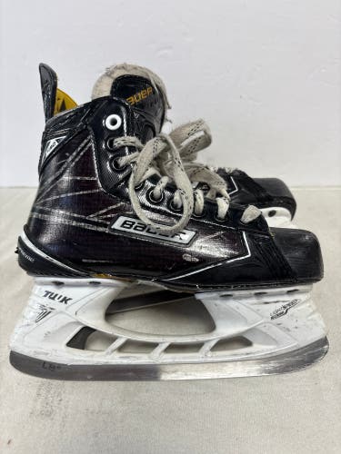 Bauer Supreme 190 Hockey Skates Regular Width Size 2.5 (Used)