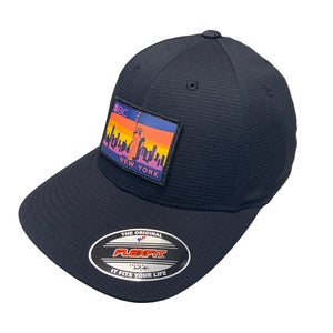 NEW Black Clover Live Lucky New York Resident Black L/XL Fitted Golf Hat/Cap