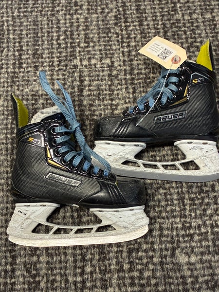 Youth Bauer Supreme S27 Hockey Skates Regular Width 11 (Used)