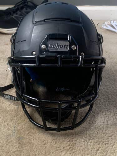 Brand New Schutt F7 VTD Adult Football Helmet - Size Large, Black (READ DESCRIPTION)