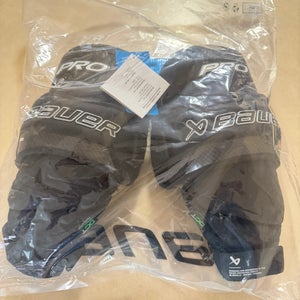 S25 Bauer Pro knee guards intermediate  (New)