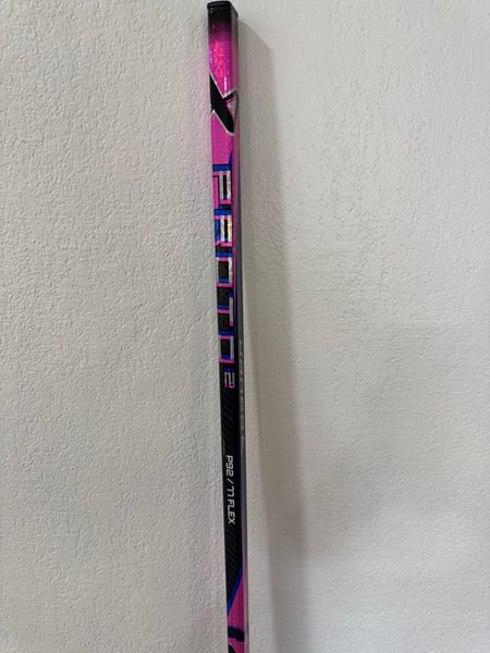 Senior Bauer Proto2 Right Handed Hockey Stick P92 77 Flex (New)