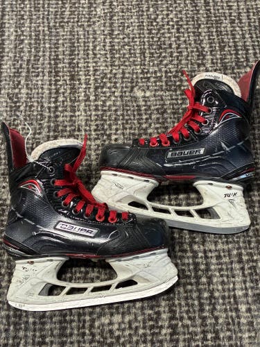 Junior Bauer Vapor X800 Hockey Skates Regular Width Size 2 (Used)