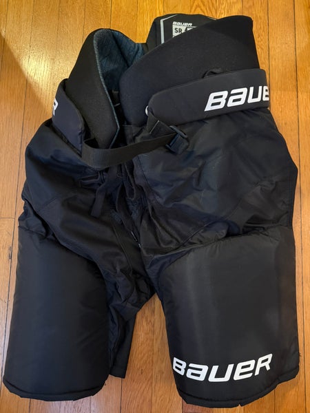 Senior Medium Bauer X Hockey Pants (Used)