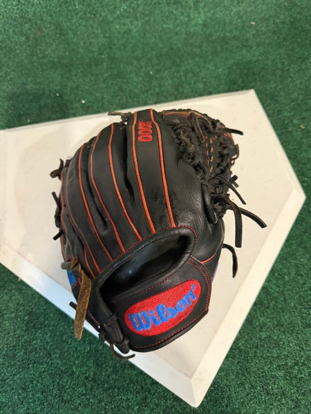 Wilson A2000 RH Outfield Baseball Glove 12.25" (Used)