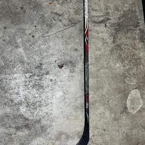 Junior Bauer Right Handed Hockey Stick P88 40 Flex (Used)