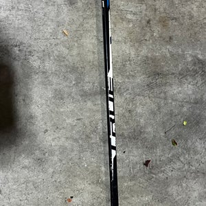 Junior True Right Handed Hockey Stick TC2.5 30 Flex (Used)