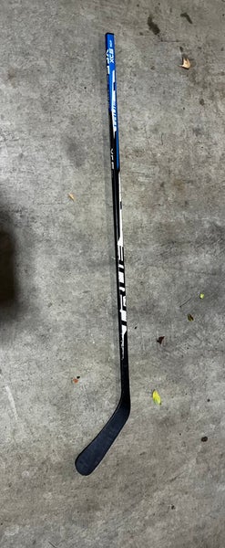 Junior True Right Handed Hockey Stick TC2.5 30 Flex (Used)