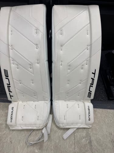 28" True HZRDUS Goalie Leg Pads (New)