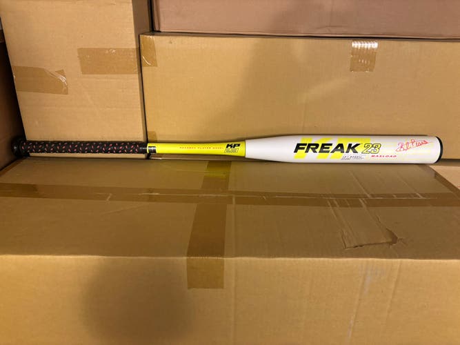 Used 2022 Miken KP23 USSSA 240 Slowpitch Softball Bat - 26oz.