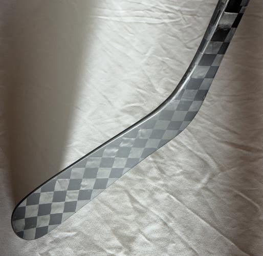 Senior New  NEXUS TRACER STYLED BLACKOUT Stick P90TM 77 Flex