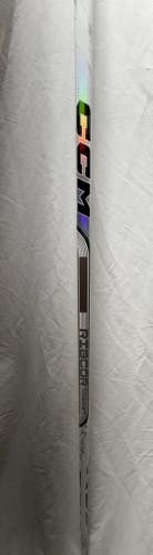 New CCM Right Handed P29  Trigger 9 Pro White  Hockey Stick 75 Flex ***See Description***