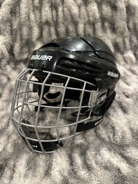 Medium Bauer BHH5100M Helmet (Used)