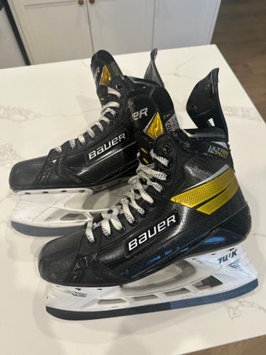 Bauer Supreme UltraSonic Hockey Skates Regular Width 10.5 (Used)