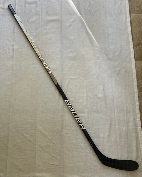 Senior Bauer Hyperlite 2 Left Hand Hockey Stick W28 (New)