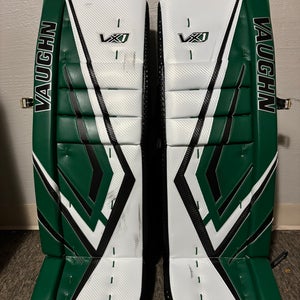 33" 2025 Vaughn VX1 Pro Carbon Goalie Leg Pads (Used)