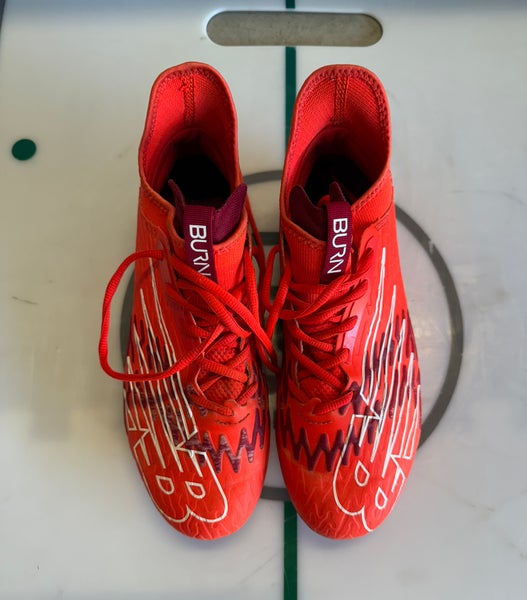 Men's Size M 7.5 (W 8.5) Adult New Balance Burn X3 Low Top Molded Cleats (Used)