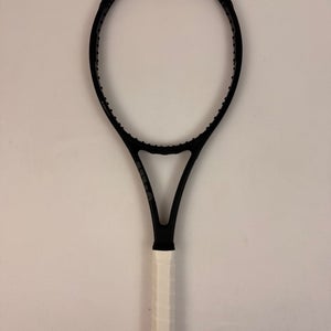 Wilson Pro Staff 97 LS, 4 1/4 Very Good Condition