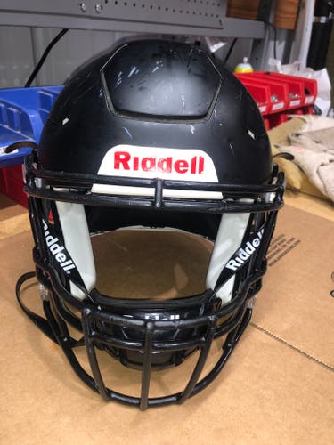 USED RIDDELL FLEX ADULT HELMET - MEDIUM - FLAT BLACK