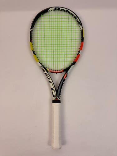 Babolat Aeropro Drive Play 2013, 4 3/8 Excellent 9/10