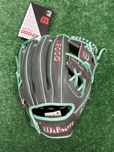 Wilson A2000 11.75" 1975 Infield Baseball Glove - Charcoal Grey Mint