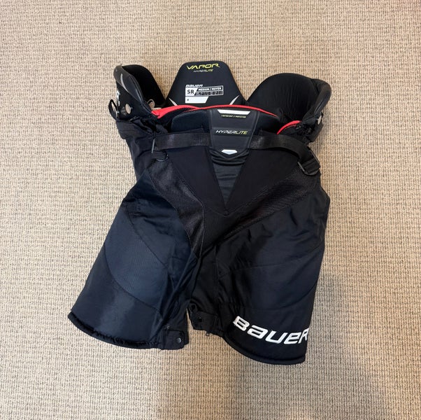 Men's Senior Medium Bauer Vapor Hyperlite Hockey Pants (Used)
