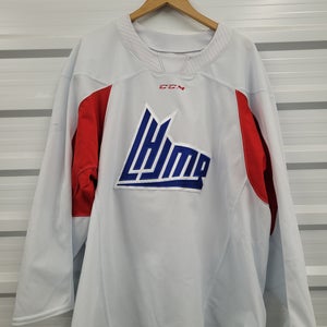 Size 56 White CCM Pratice Jersey #26 (Used)