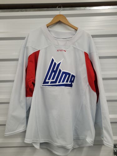 Size 56 White CCM Pratice Jersey Selected numbers(Used)
