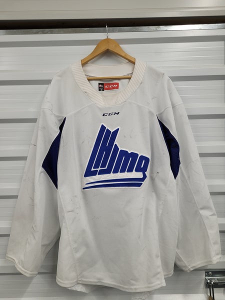 Size Goalie Cut White CCM Pratice Jersey #33 (Used)