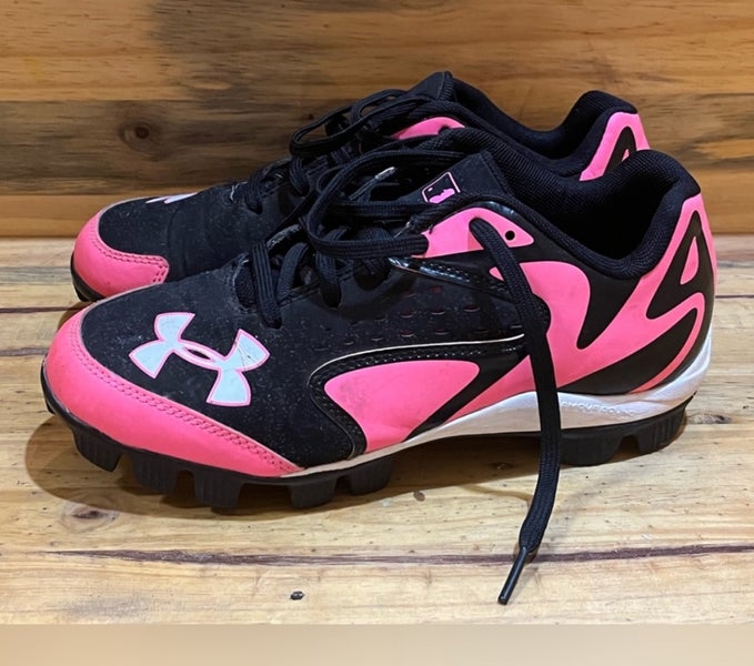 Pink Kids 3.5Y (Big Kids / Youth) Youth Under Armour Cleats (Used)
