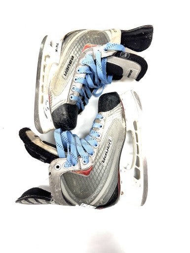 Used Bauer X30 Intermediate Hockey Skate Intermediate 5.0 11860-S000300516